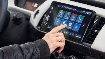 Umfrage: Autofahrer erwarten Smartphone-Konnektivität