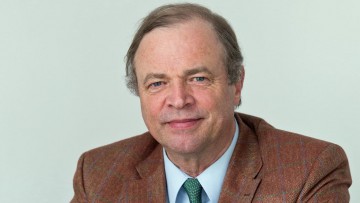 Prof. Hannes Brachat
