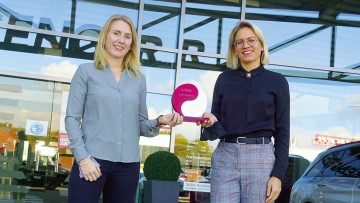 Senger Gruppe DDPA; Senger-Geschäftsführerin Stefanie Senger und Jana Nevels Leiterin Online-Marketing