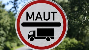 Logistiker fordern Aufschub der Lkw-Maut
