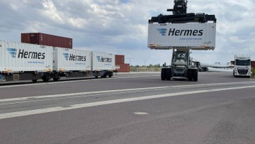 Hermes Schienen-Transport