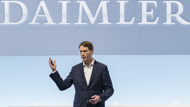 Trotz Gewinne Daimler Will An Sparprogramm Festhalten Autohaus De