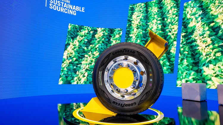 Goodyear auf der IAA Transportation: Lkw-Reifen mit nachhaltigen Materialien