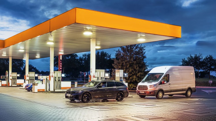 Prezzi del carburante: l’Italia vuole più controllo sui distributori di benzina
