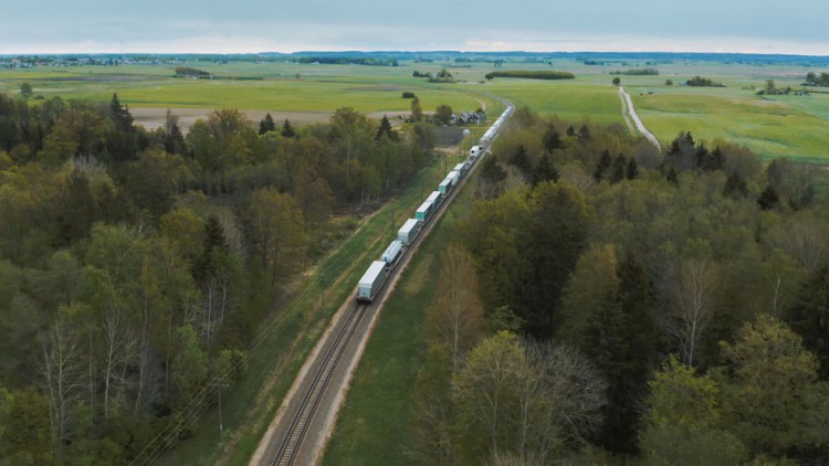 CargoBeamer Güterzug klimaneutral
