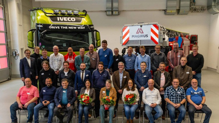Dienstjubiläum: Iveco würdigt langjährige Mitarbeiter am Standort Ulm
