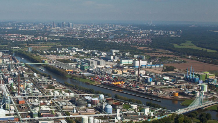 Kombinierter Verkehr: Contargo Industriepark Frankfurt-Höchst erweitert Terminal